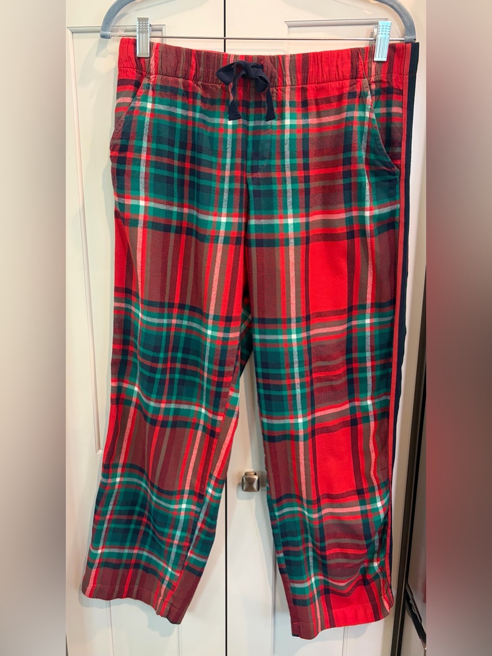 aerie Flannel Red & Green Plaid Pajama Pant, Size Medium Short